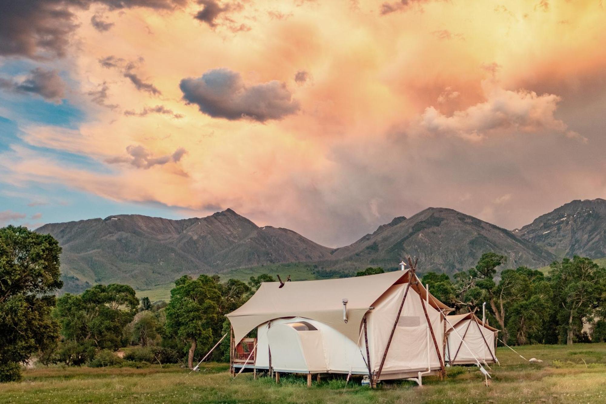 Under Canvas North Yellowstone - Paradise Valley Livingston Exterior foto